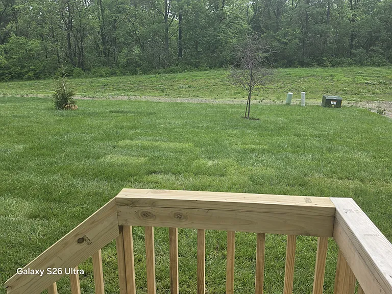 162 Lorrimore Dr — Photo 17