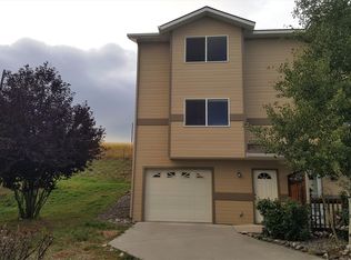 703 N N St APT A, Livingston, MT 59047