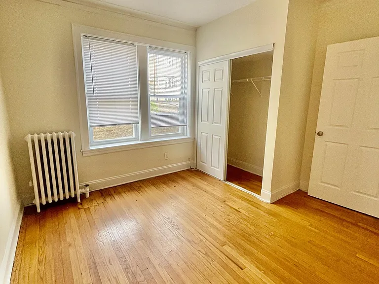 6318 N Mozart St #1R — Photo 9