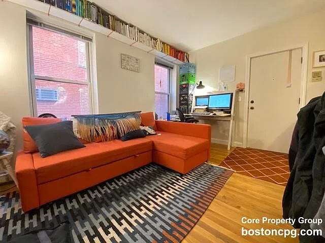 1 bed, 1.5 bath, 775 sqft, $2,750 — Photo 2