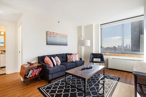 Rented by Compass | media 51