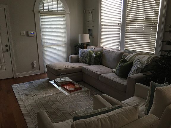 4th image of 6227 Memphis St