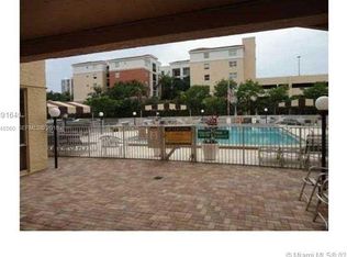210 172nd St APT 134, Sunny Isles Beach, FL 33160