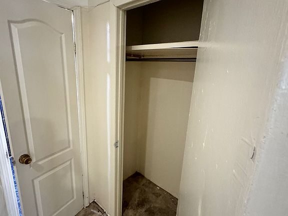5th image of 112-08 Farmers Blvd #1