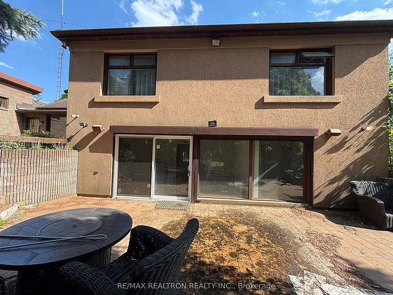 368 Spring Garden Ave #LOWER — Photo 13