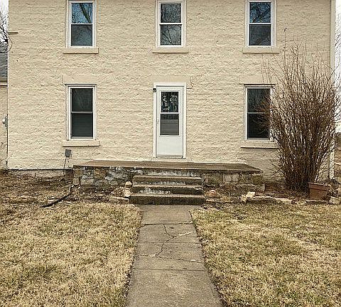 2nd image of 8042 SE California Ave