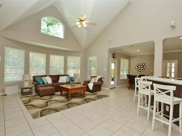 2324 Timbercreek Trl, Kingwood, TX 77345