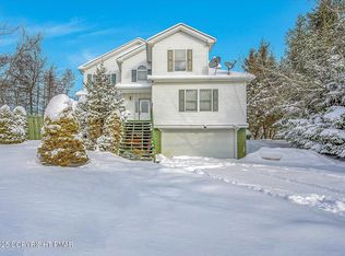 161 Beaver Dam Rd, Long Pond, PA 18334