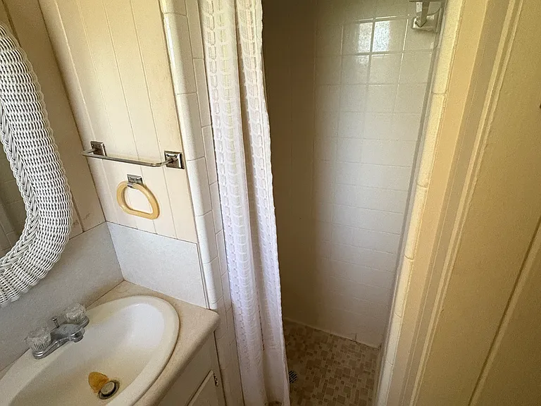 4391 Kelly Ave #4 — Photo 7