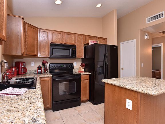 3rd image of 21614 N 48th St