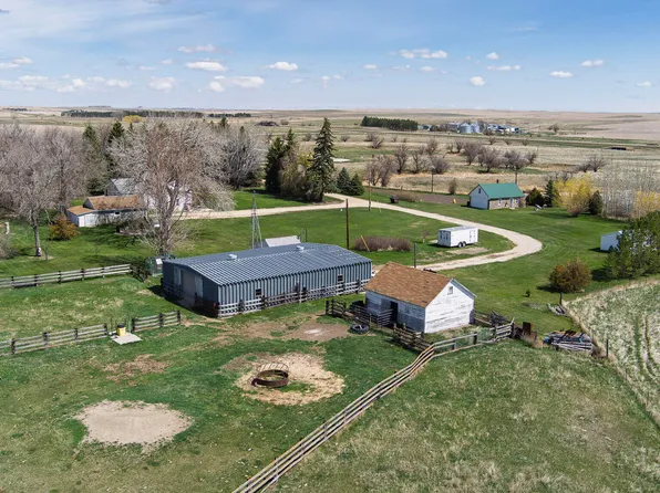 11126 50th St SW, Dickinson, ND 58601
