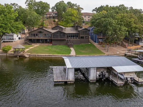 104 Shawnee Oaks Dr, Sunrise Beach, MO 65079