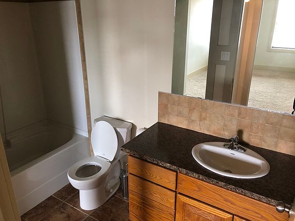 4th image of 10536 110th St NW #203
