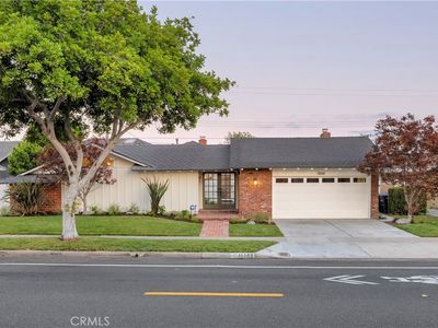 11352 Foster Rd, Los Alamitos, CA, 90720