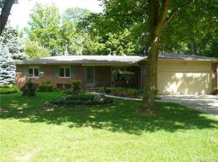 24880 Power Rd, Farmington Hills, MI 48336