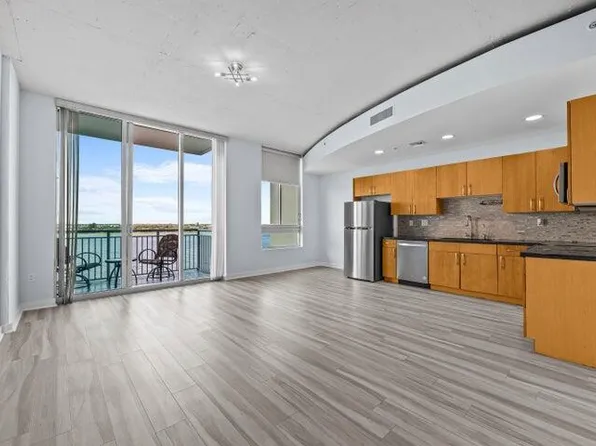 300 S Australian Ave Unit 808, West Palm Beach, FL 33401