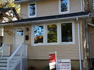 188 Maple St, Teaneck, NJ 07666