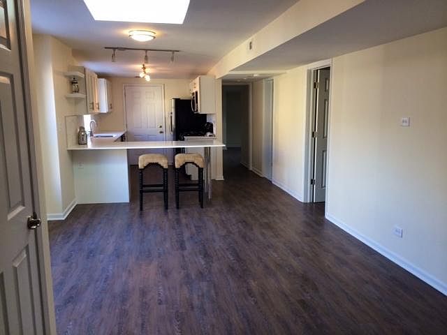 1st image of 633 W Arlington Pl #6333F