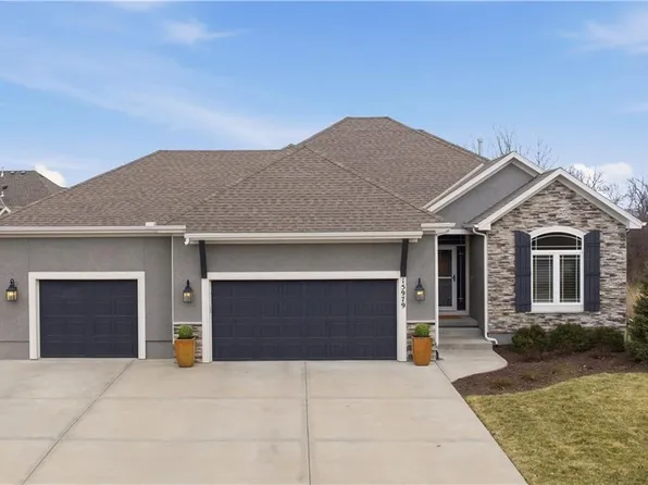 15979 W 163rd Ter, Olathe, KS 66062