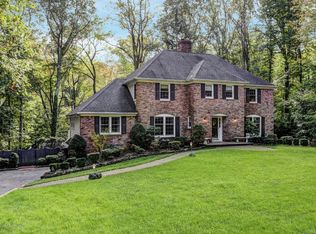 37 Huntley Rd, Holmdel, NJ 07733