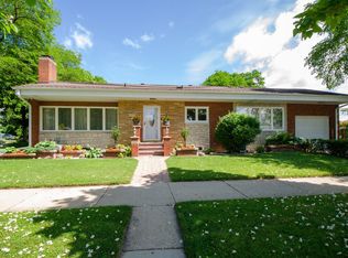 4022 Crain St, Skokie, IL 60076