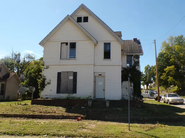 204 S Race St, Marion, IN 46952