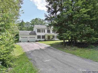31 Woodland Falls Rd, Saugerties, NY 12477