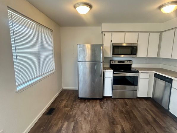 6318 N Crestline St #6318