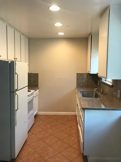521 S Willard Ave #9