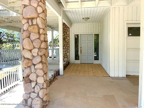 2nd image of 110 Buena Vista Dr
