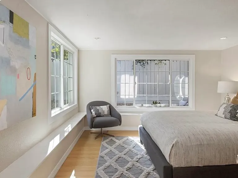 3670 Mission St — Photo 6