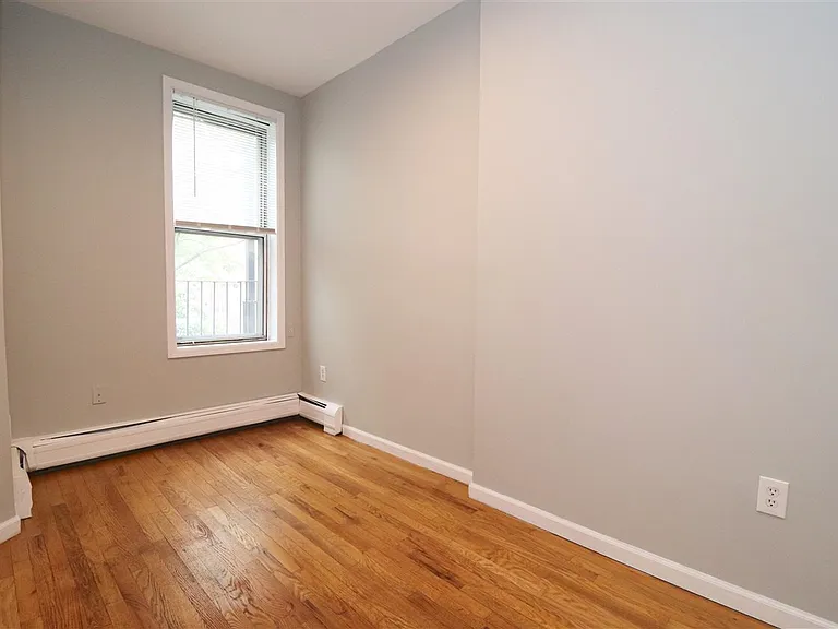 108 Adams St #4 — Photo 34
