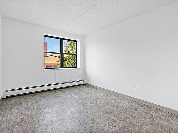 3rd image of 1919 Madison Ave APT 509
