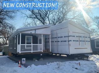 1149 Bayside Rd, Elgin, IL 60123