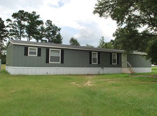 36 Aubrey Aden Rd, Carriere, MS 39426