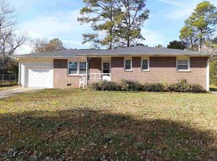 201 Evelyn Dr, Centerville, GA 31028