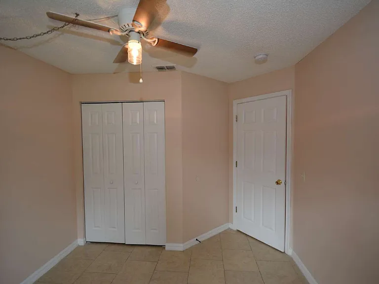 90 Sleepy Hollow Trl — Photo 13