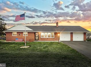 4175 Board Rd, Manchester, PA 17345