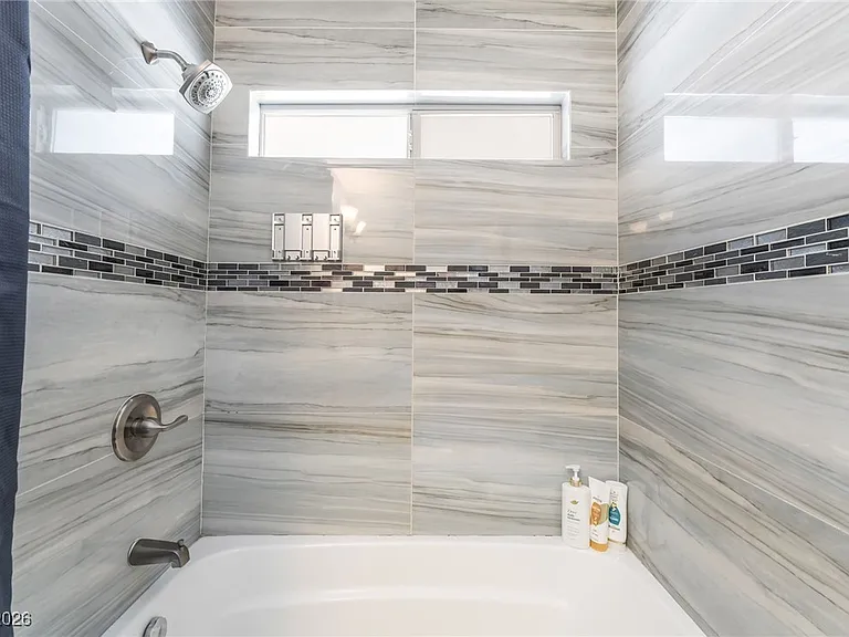 2419 Vegas Valley Dr — Photo 31