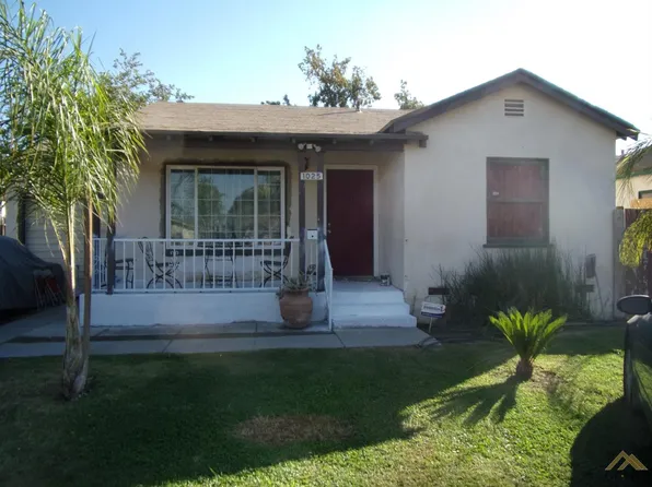 1025 Chester Pl, Bakersfield, CA 93304