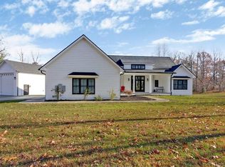 83 Mountain Preserve Pkwy, Crab Orchard, TN 37723