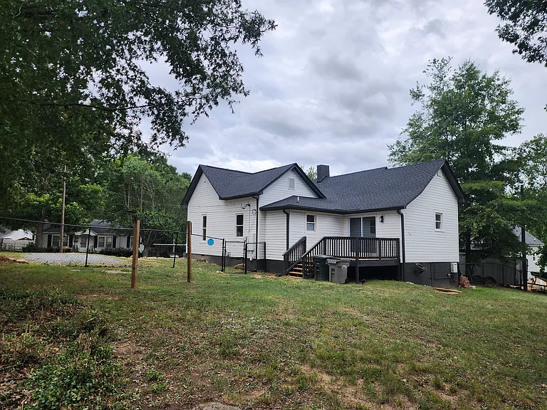 1828 Maxton Ave — Photo 4