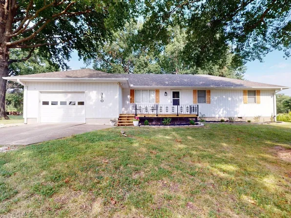 310 N Price Ln, Clinton, MO 64735