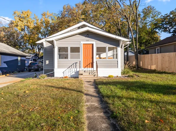 1141 Douglas Ave, Des Moines, IA 50313