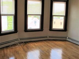 472 Windsor St APT 3R, Cambridge, MA 02141