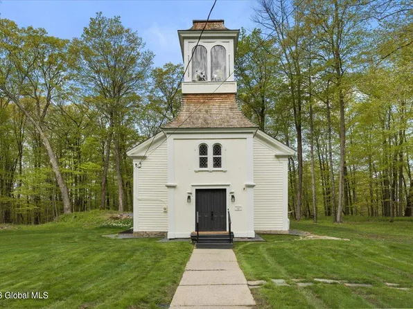 2283 Ridge Road, Queensbury, NY 12804