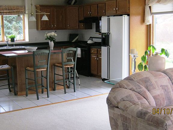 Living Room Leading to the Kitchen