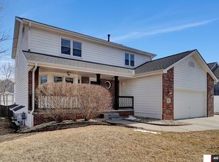 7200 S 33rd St, Lincoln, NE 68516