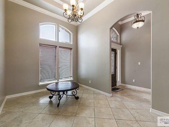 4th image of 7095 Chestnut Oak Ln