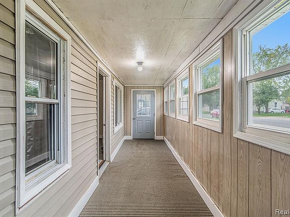 2nd image of 2118 Brady Ave